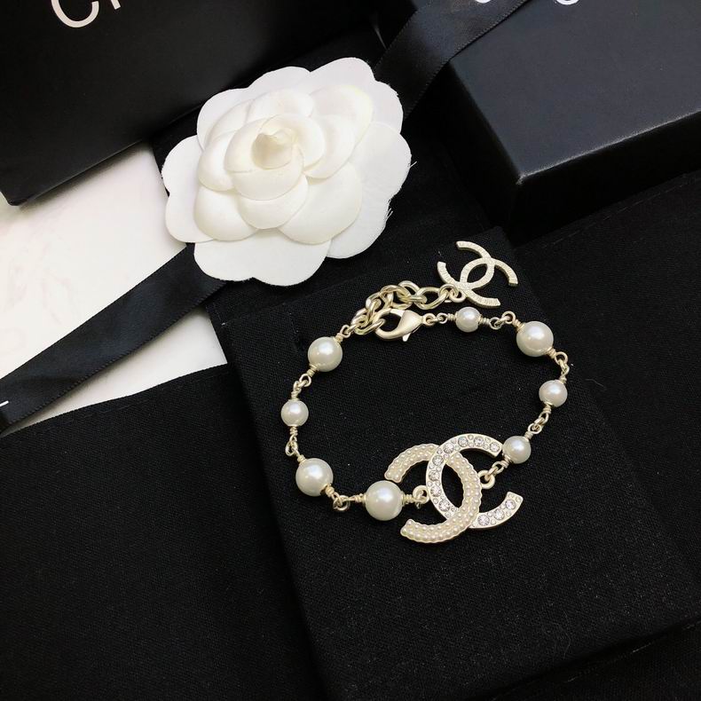 Chanel     bracelet